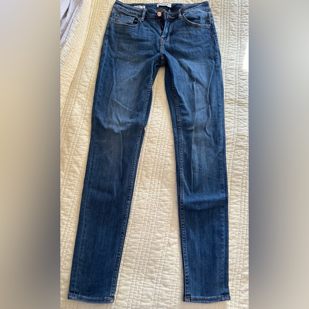 Vigoss Essential Medium Wash Denim Jeans size 28